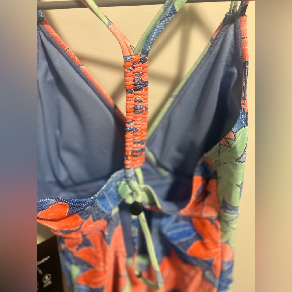 Eddie Bauer Floral Braided Back One Piece – Size M (NWT) - Picture 5 of 6